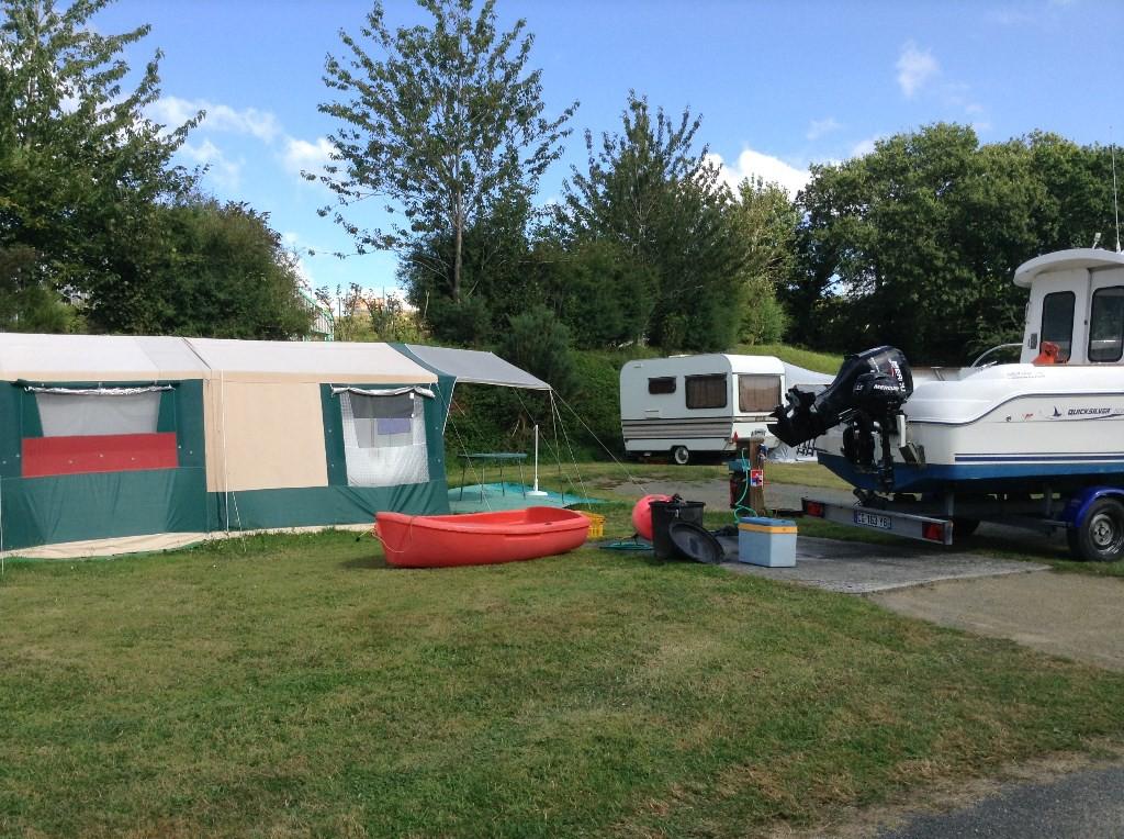 Camping De La Vallée du Dourdu