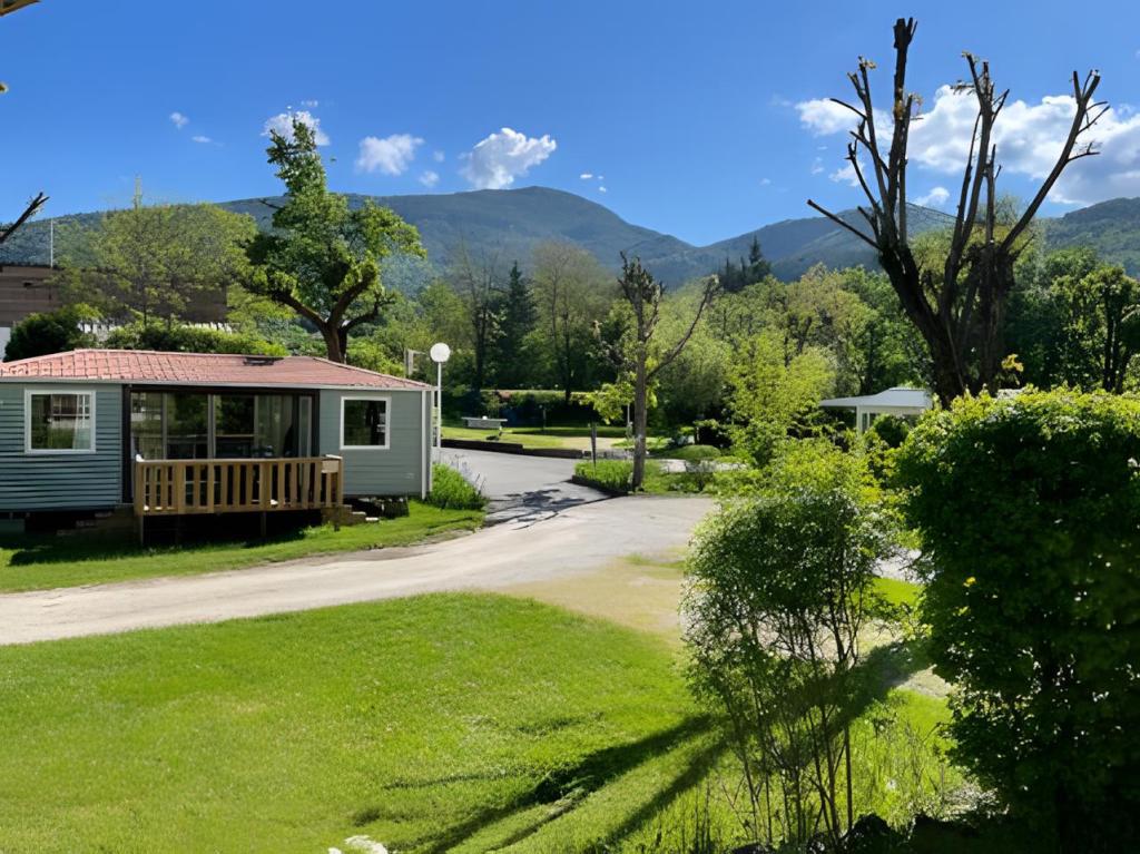 Camping L'Eden Road**