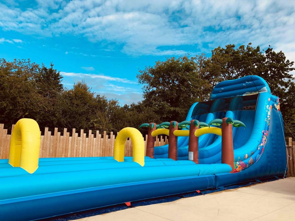 Camping L'Étang du Pays Blanc