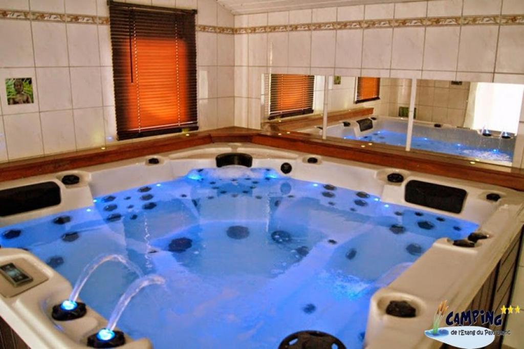 Camping L'Étang du Pays Blanc