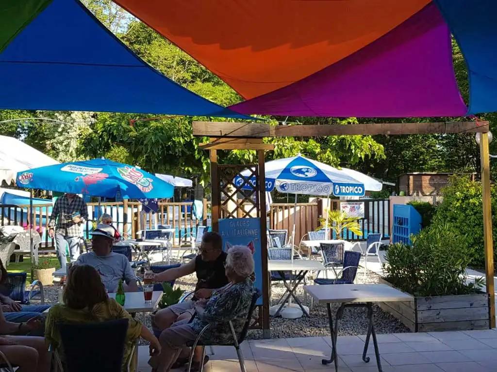 Camping Les Chalets sur La Dordogne