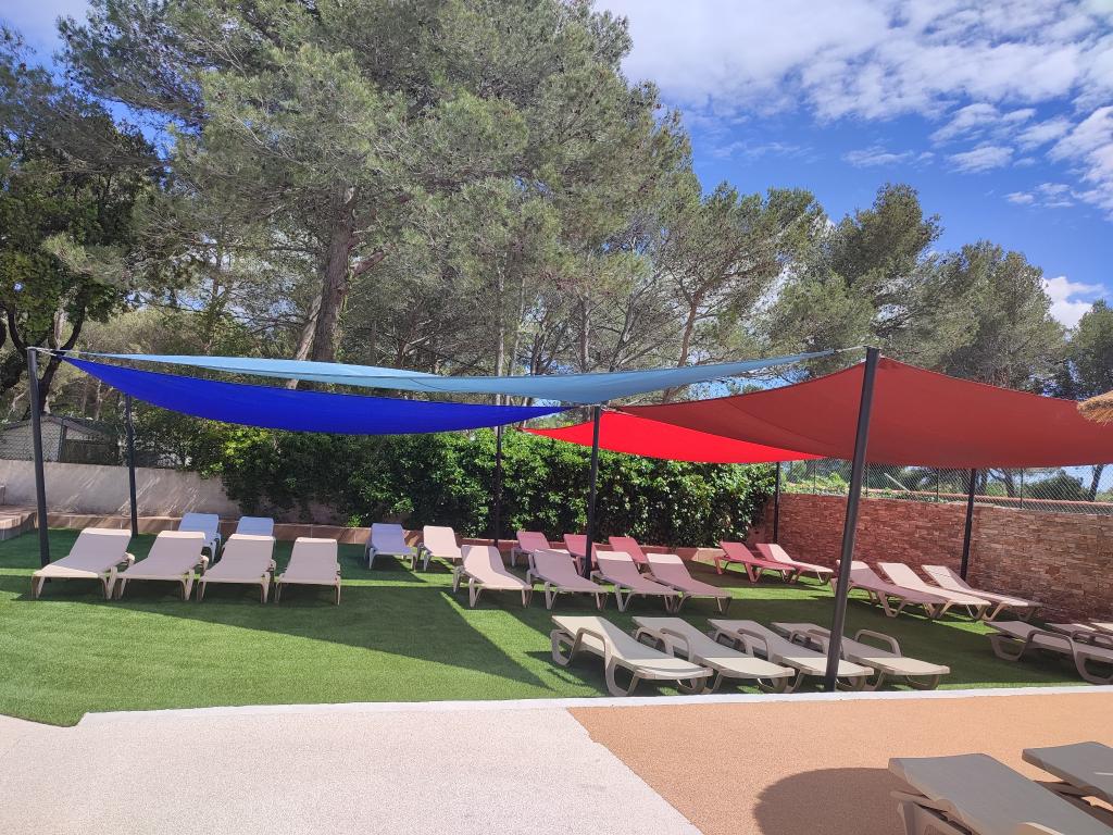 Camping Les Grands Pins