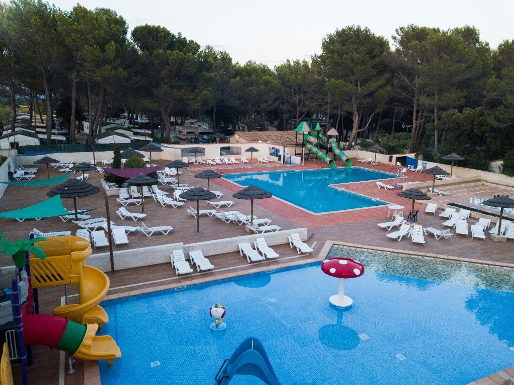 Camping Les Grands Pins