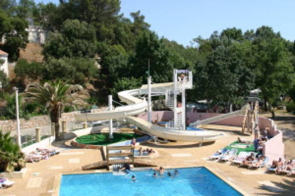 Camping Vert Gapeau****