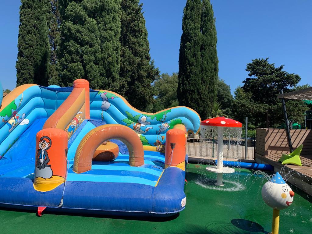 Camping La Vallée de Taradeau