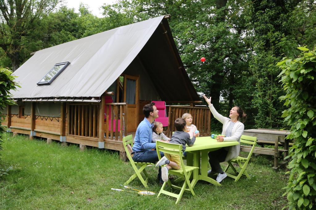 Camping Le Nid du Parc****