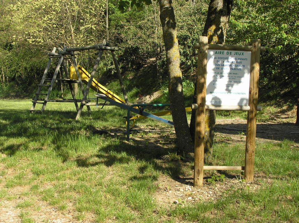 CAMPING DU PONT D'ESPENEL